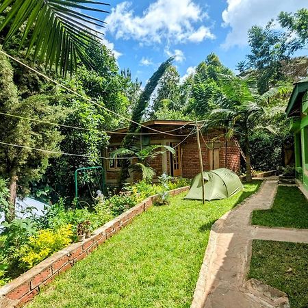 Galapagos Homestay Lushoto Exterior photo