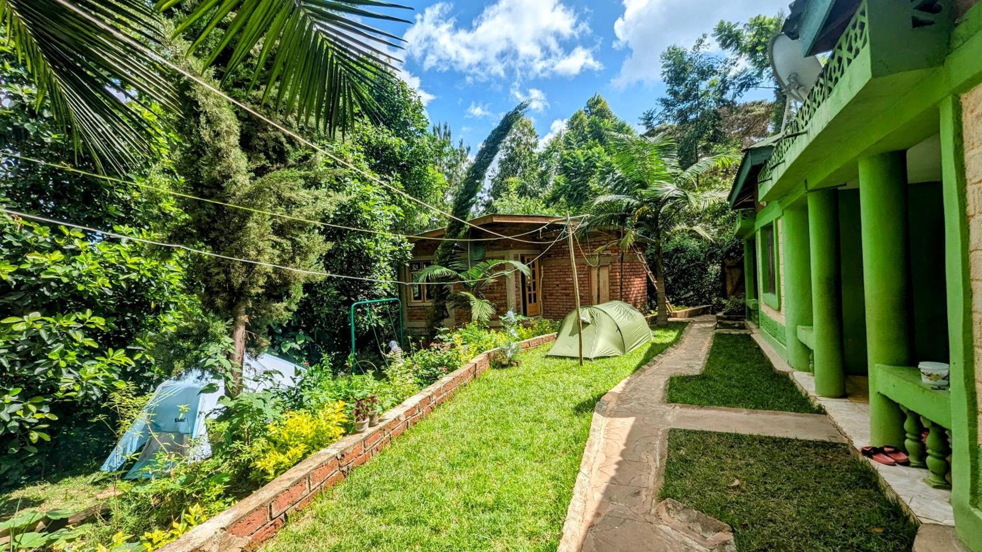 Galapagos Homestay Lushoto Exterior photo